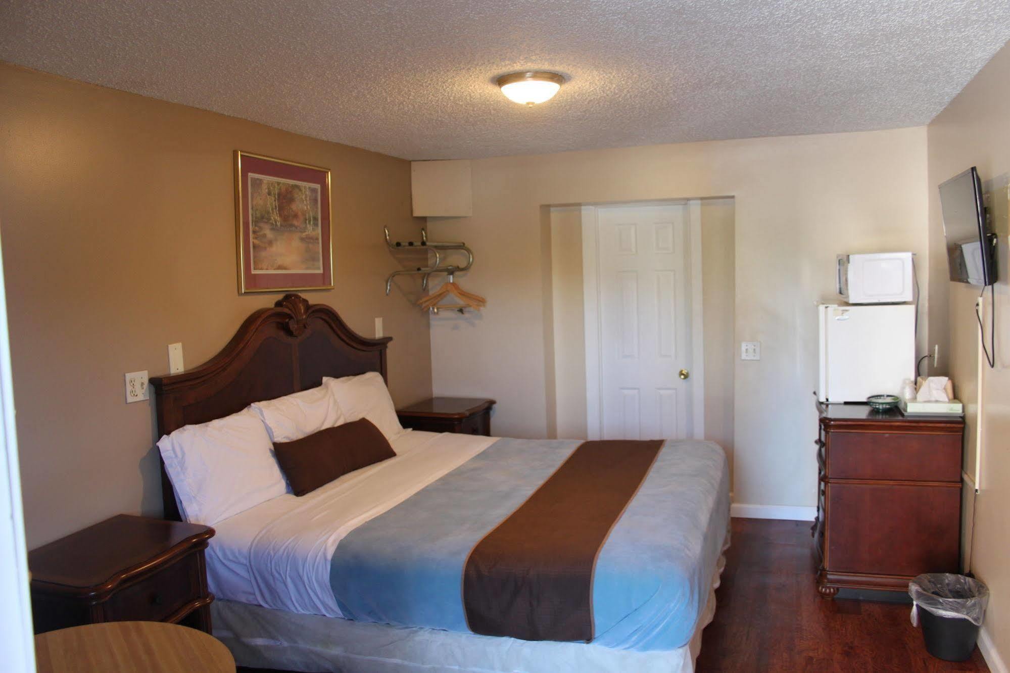 Budget Inn Massapequa Massapequa Park Exterior photo